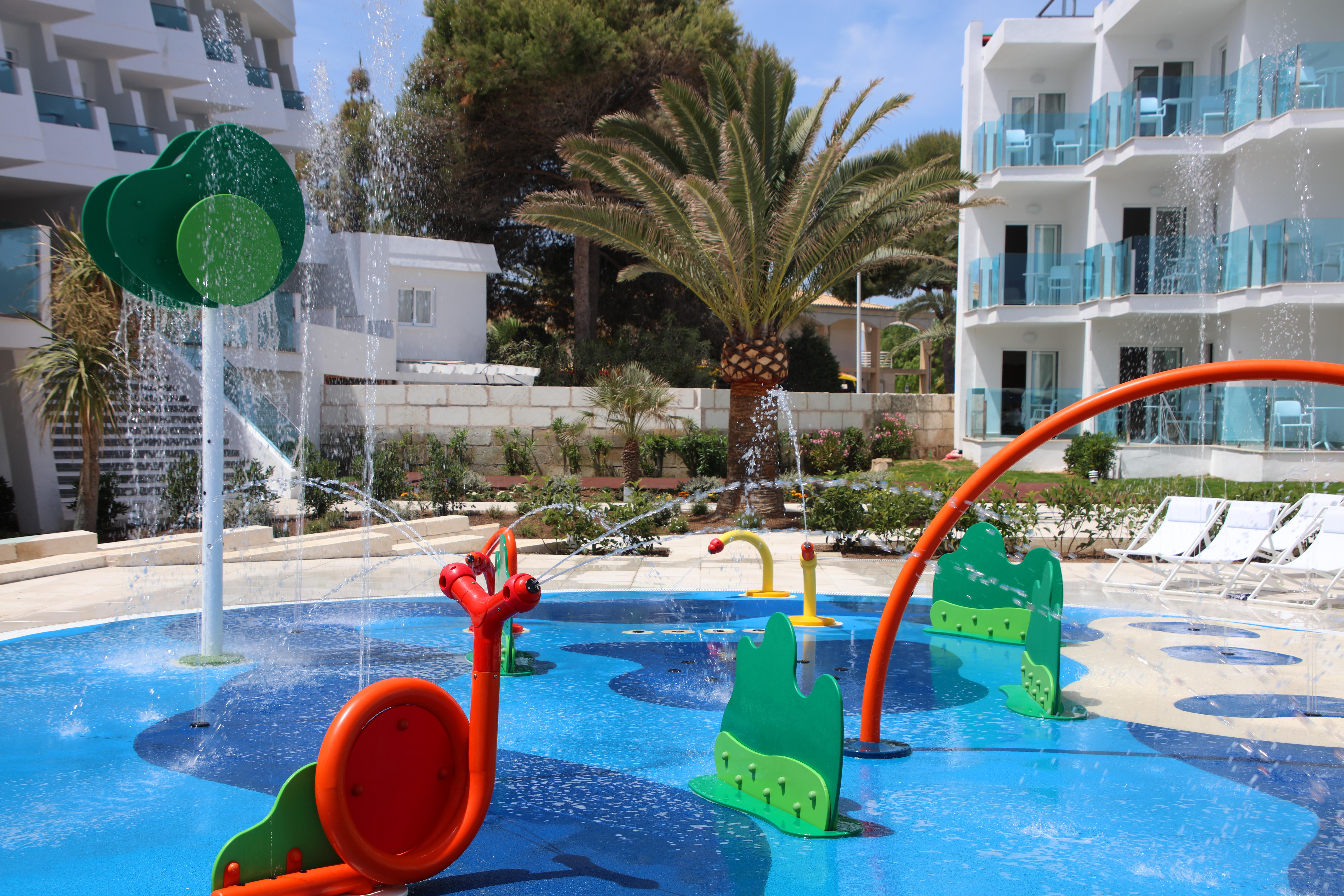 Iberostar Waves Playa De Muro 4*