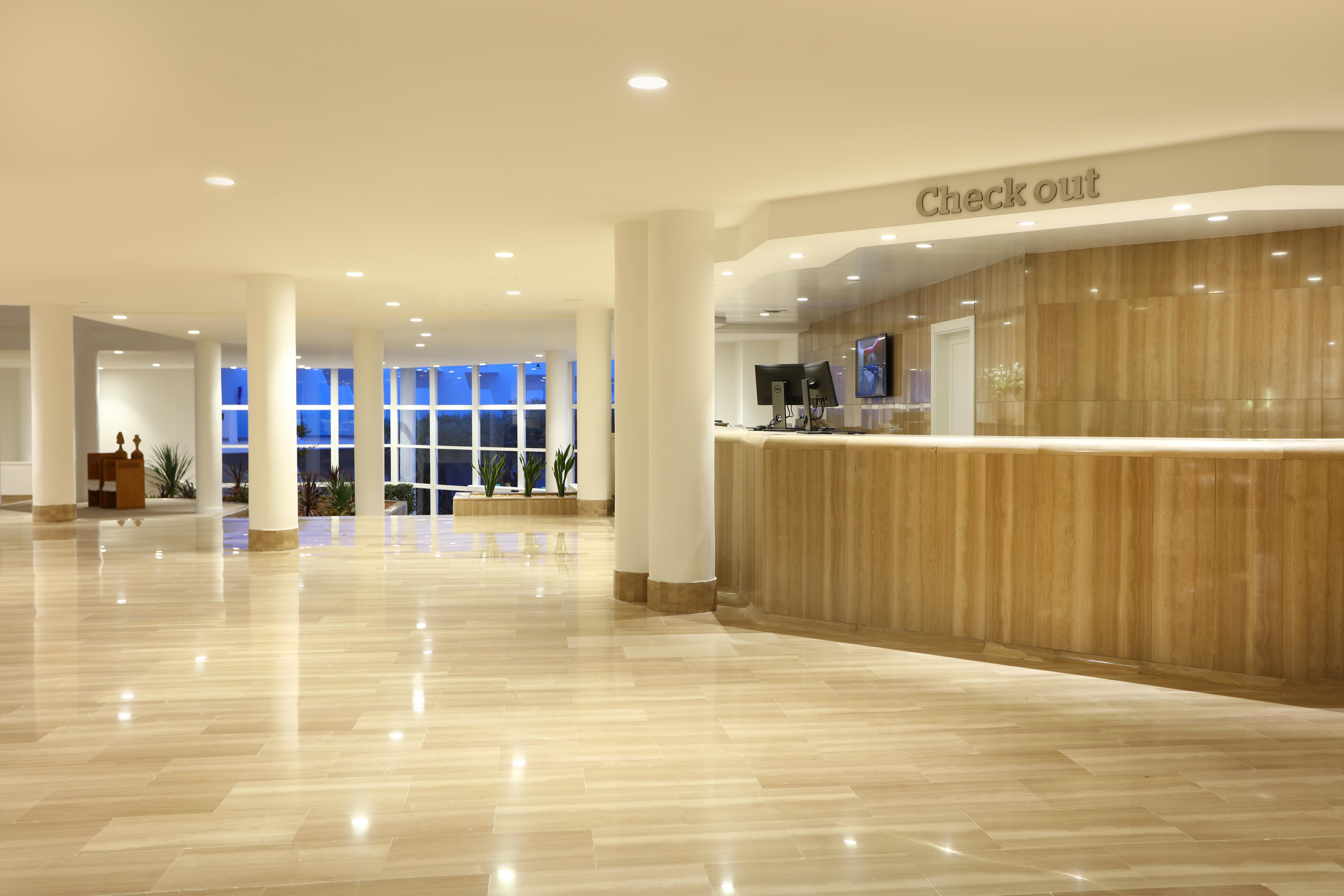 Iberostar Waves Playa De Muro Hotel 4*