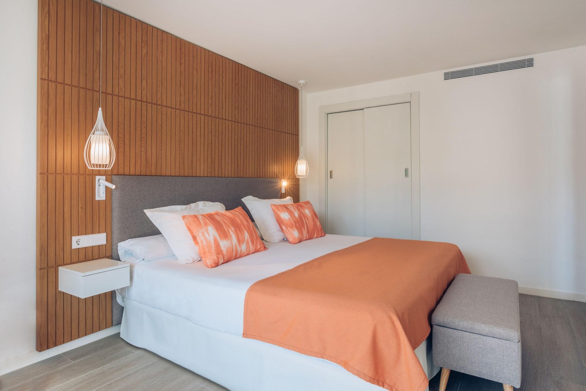 Hotel Iberostar Waves Playa De Muro 4*