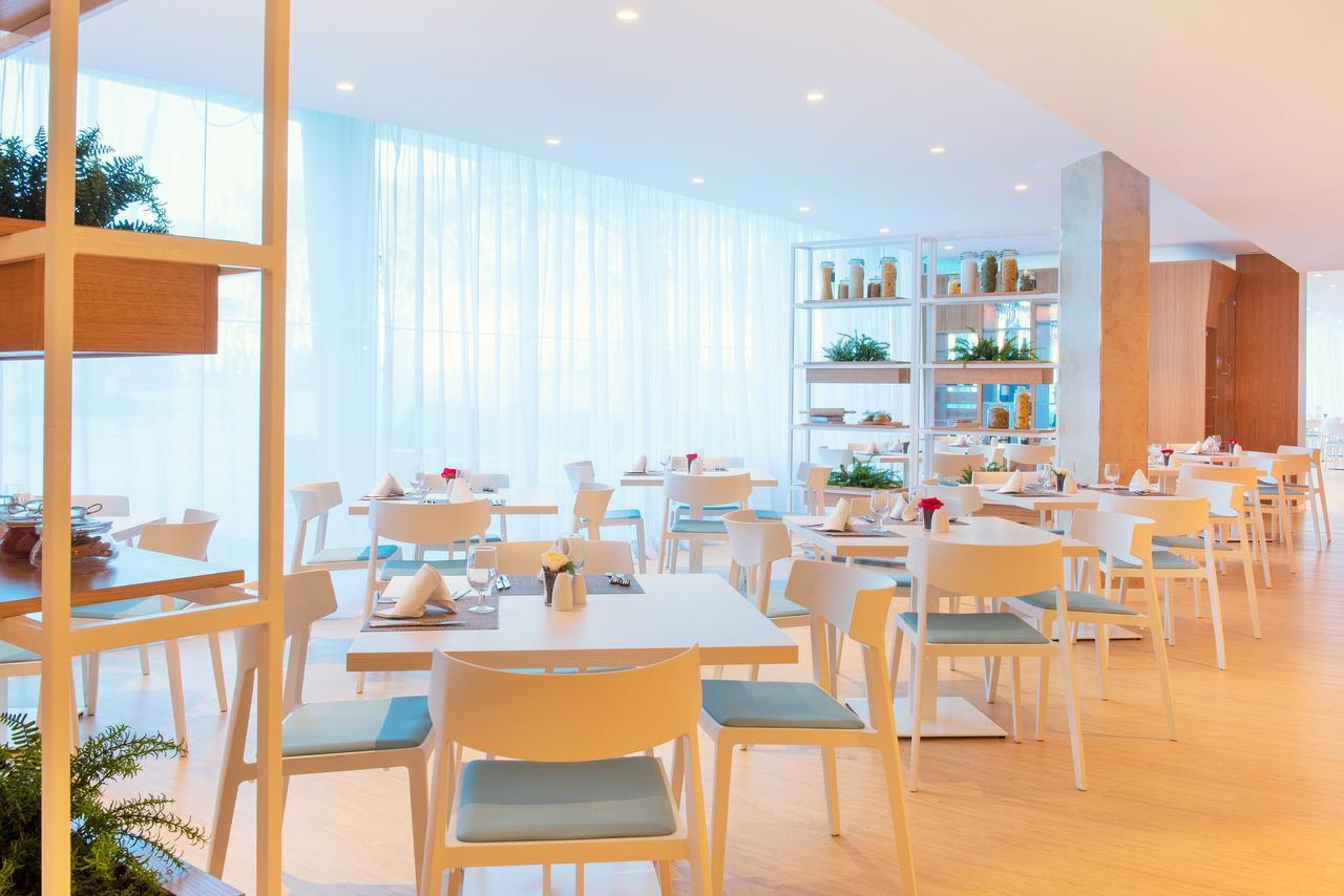 Iberostar Waves Playa De Muro Hotel 4*