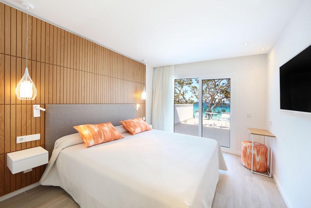 Hotel Iberostar Waves Playa De Muro 4*